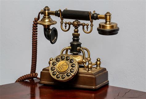 Very Old Telephone Ringtone