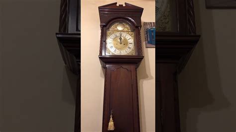 Grandfather Clock Strikes Midnight Ringtone