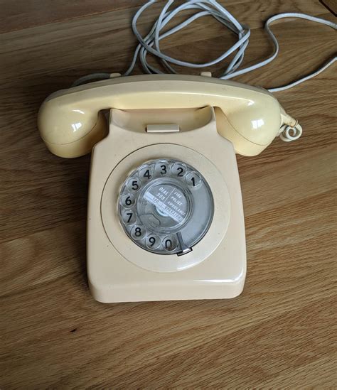 Vintage Phone Ringing
