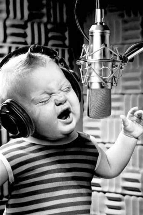 Baby Singing